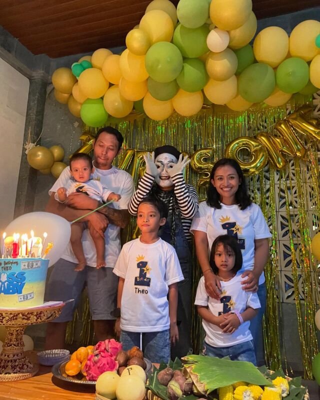 26 November 2024 my sonshine turns 1💞💞 my little baby who always smile and laughing🙈🙈🙏 i love you since i feel your first kicking in my womb and i will love you  to the rest of my life.. i love you when you smile, when you cry, when you run or when you fall.. you are a light and joy in my life.. this one year much better with you🌸🌸 i love you so much